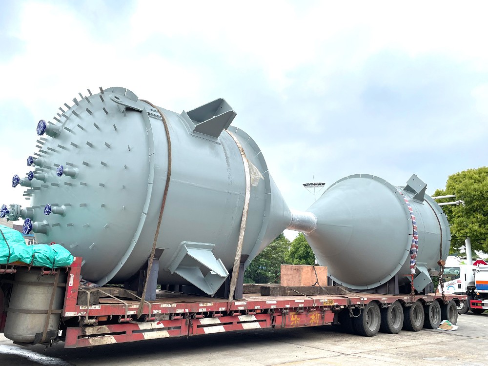 OLYMSPAN specializes in manufacturing chemical containers, storage tanks - high-pressure hopper # chemical containers # professional production